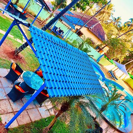 Summer Beach Resort, Goa - #Near Baga Beach #Swimming Pool #Garden #Bar #Lift #Premium Rooms #Property Of The Year #70565-84665 칼랑굿 외부 사진