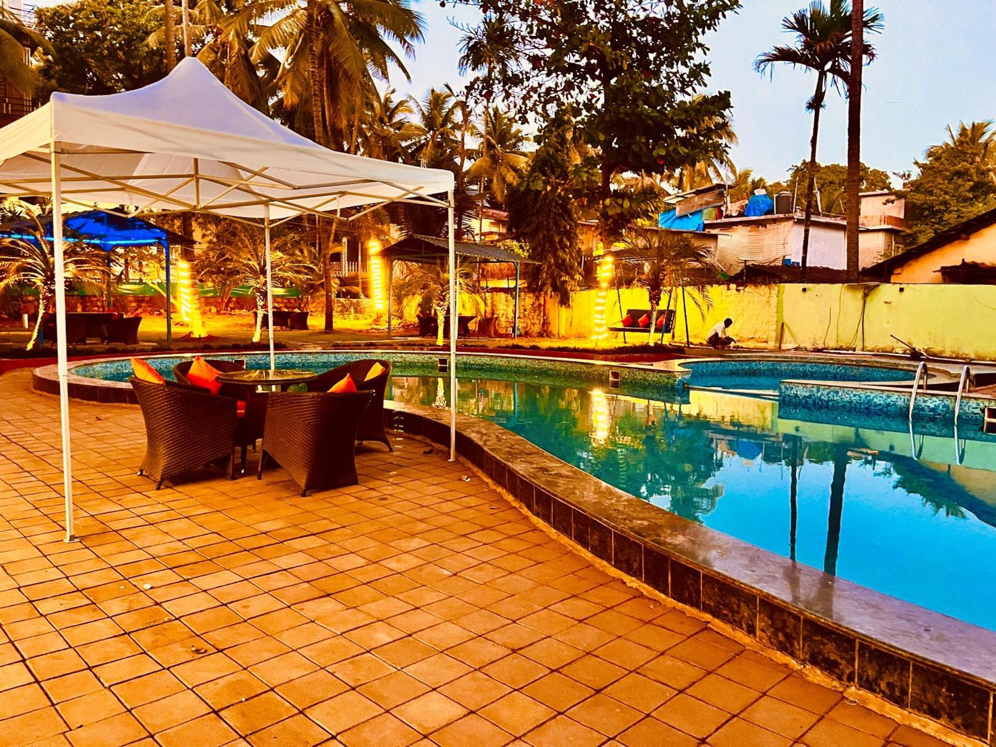 Summer Beach Resort, Goa - #Near Baga Beach #Swimming Pool #Garden #Bar #Lift #Premium Rooms #Property Of The Year #70565-84665 칼랑굿 외부 사진