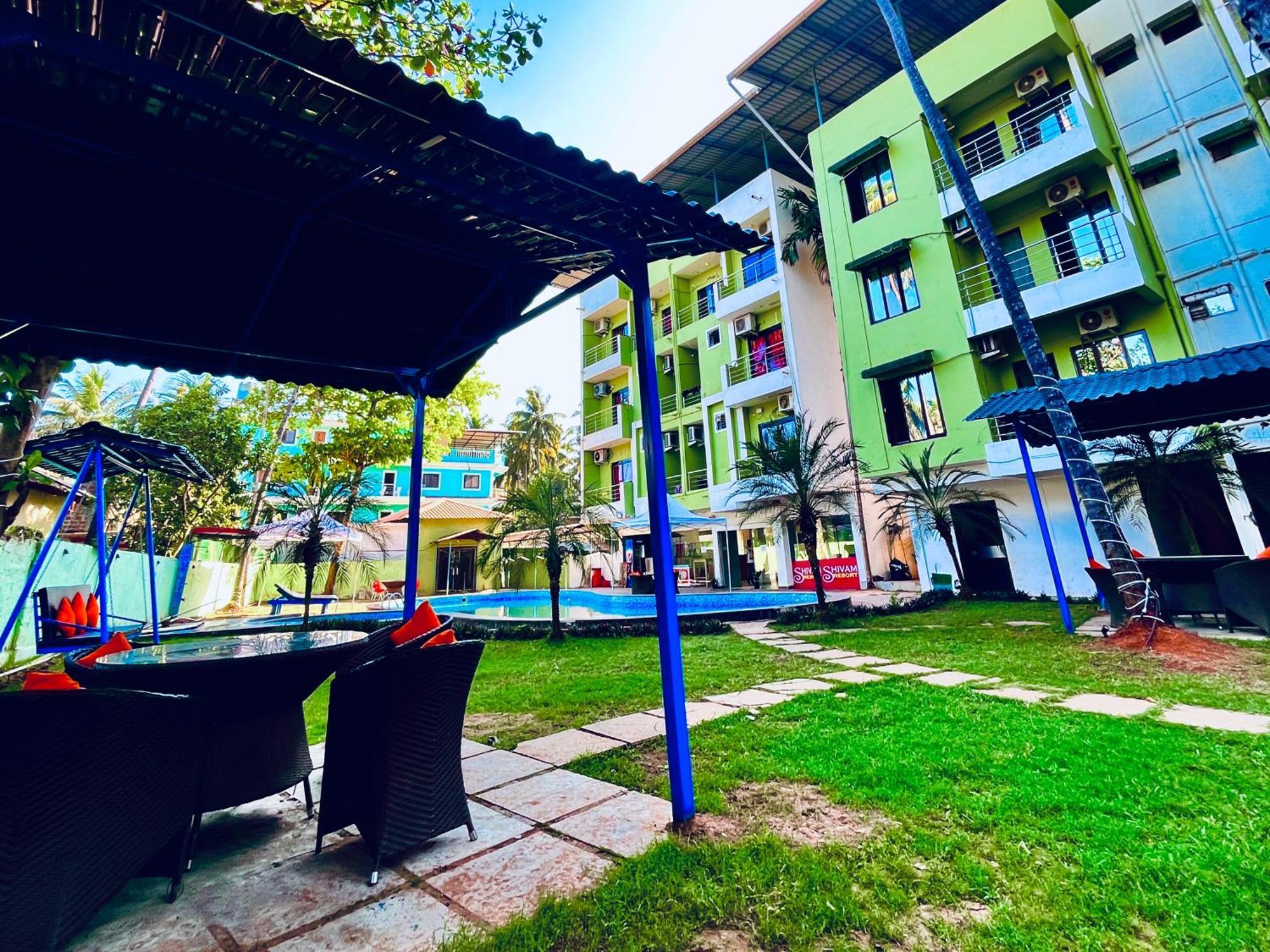 Summer Beach Resort, Goa - #Near Baga Beach #Swimming Pool #Garden #Bar #Lift #Premium Rooms #Property Of The Year #70565-84665 칼랑굿 외부 사진