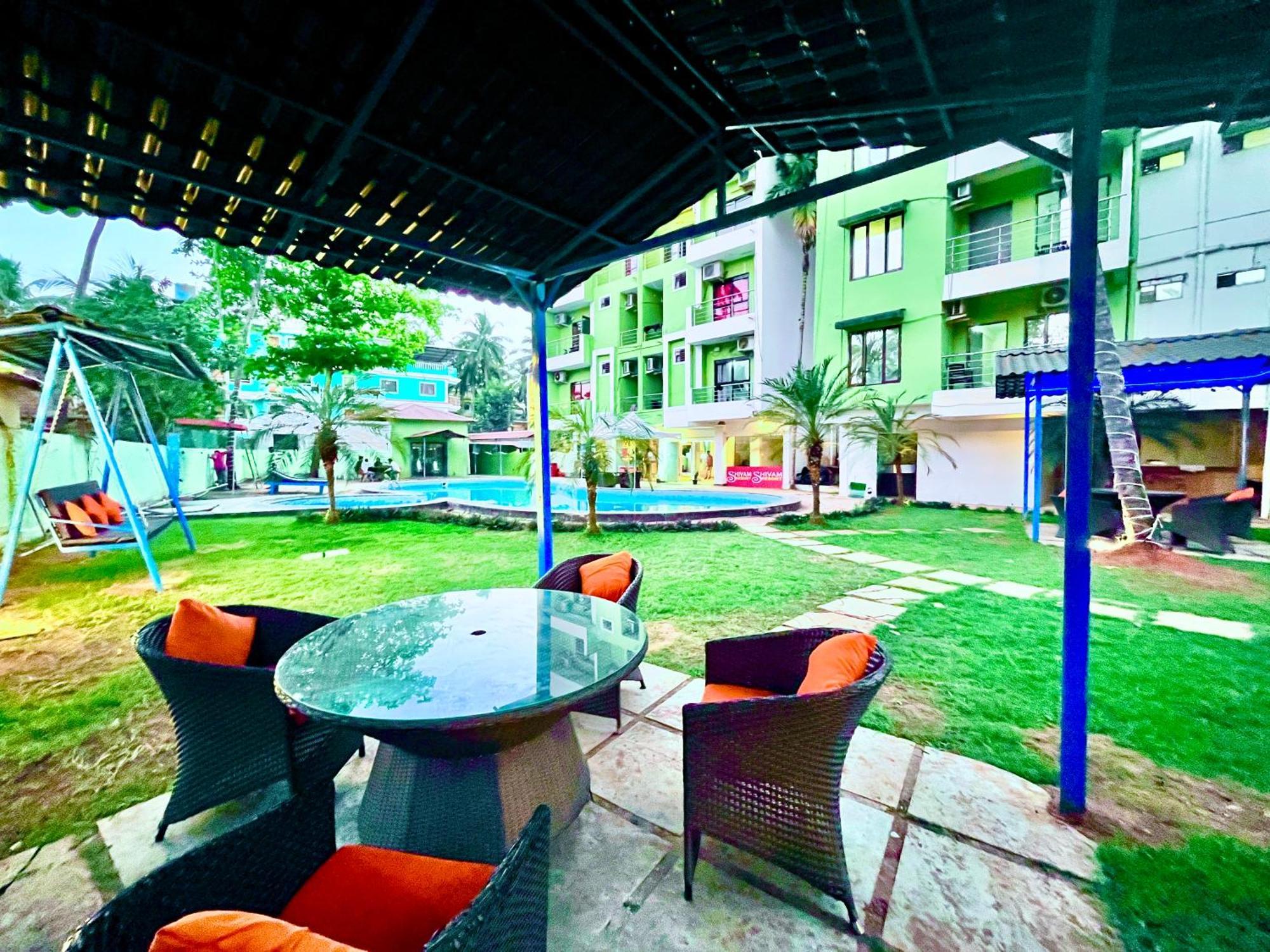 Summer Beach Resort, Goa - #Near Baga Beach #Swimming Pool #Garden #Bar #Lift #Premium Rooms #Property Of The Year #70565-84665 칼랑굿 외부 사진