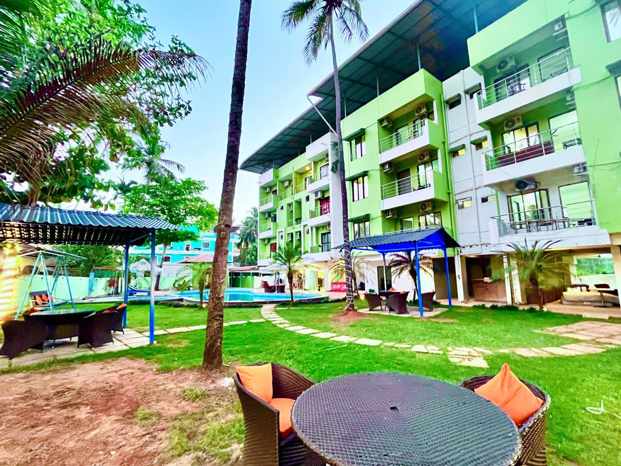 Summer Beach Resort, Goa - #Near Baga Beach #Swimming Pool #Garden #Bar #Lift #Premium Rooms #Property Of The Year #70565-84665 칼랑굿 외부 사진