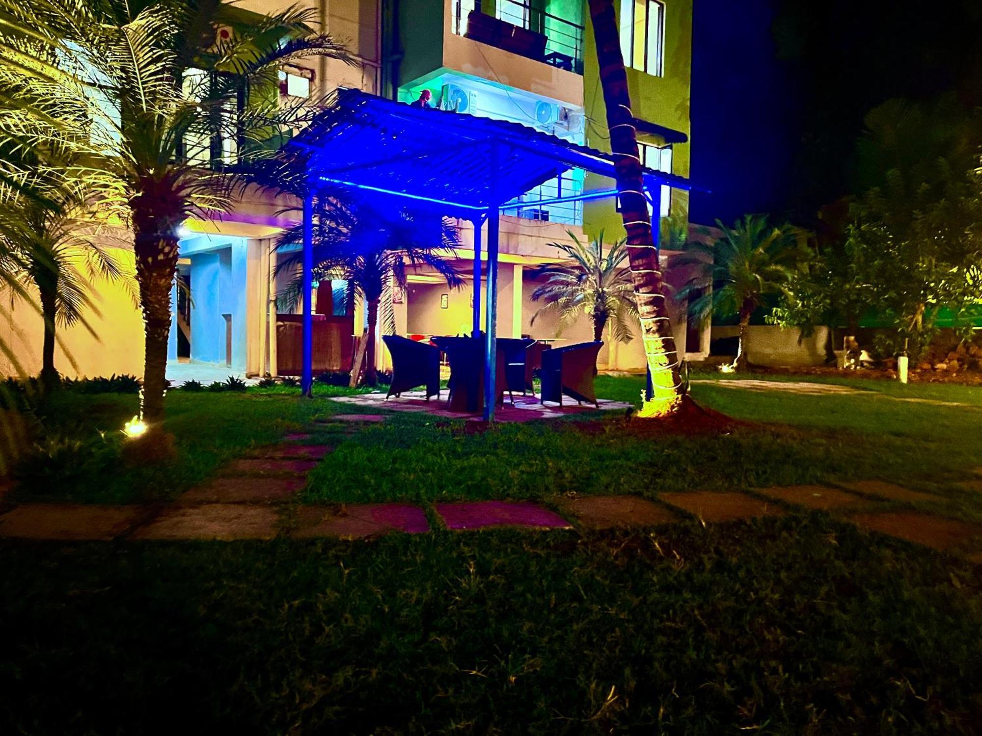 Summer Beach Resort, Goa - #Near Baga Beach #Swimming Pool #Garden #Bar #Lift #Premium Rooms #Property Of The Year #70565-84665 칼랑굿 외부 사진
