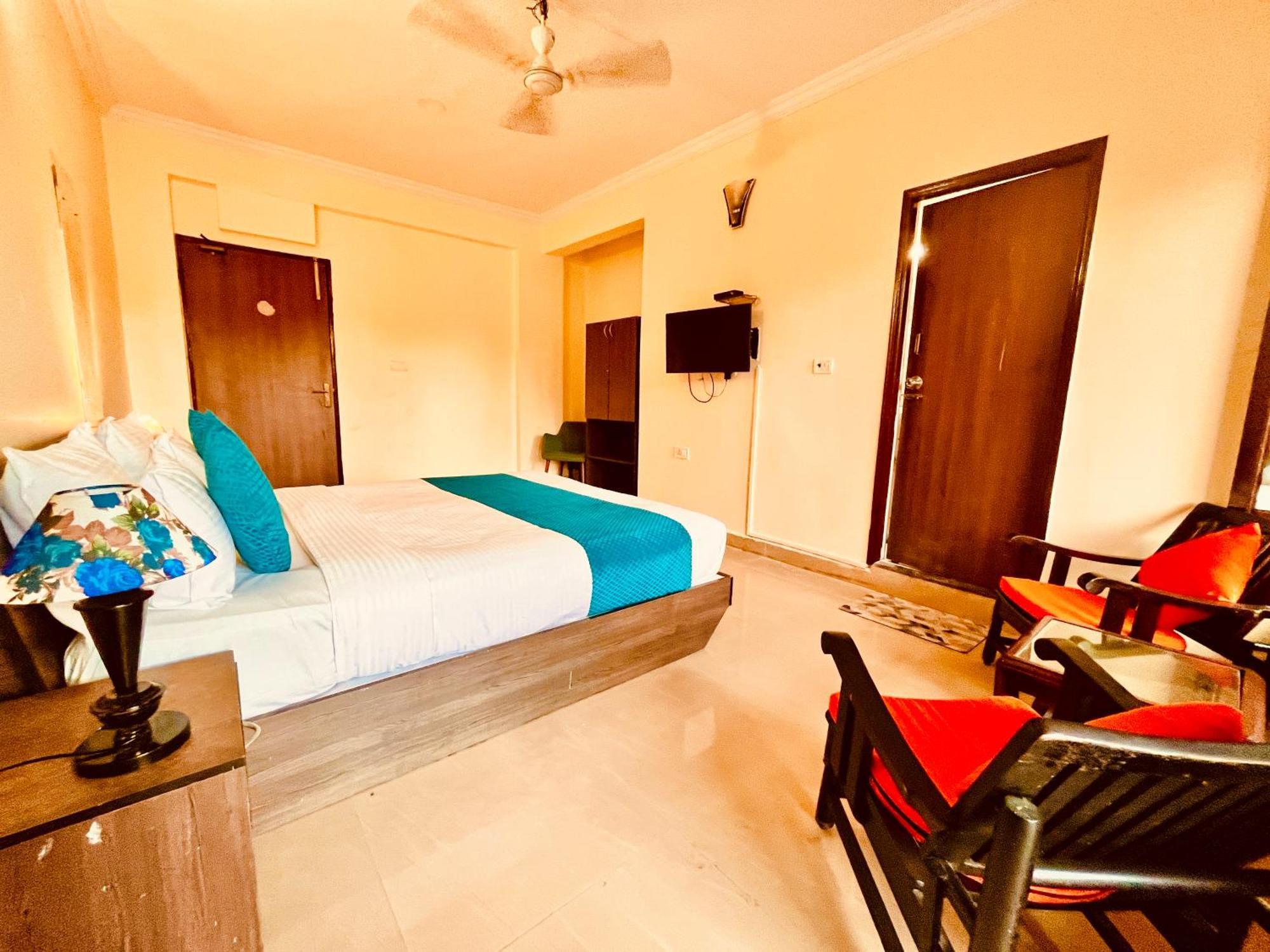 Summer Beach Resort, Goa - #Near Baga Beach #Swimming Pool #Garden #Bar #Lift #Premium Rooms #Property Of The Year #70565-84665 칼랑굿 외부 사진